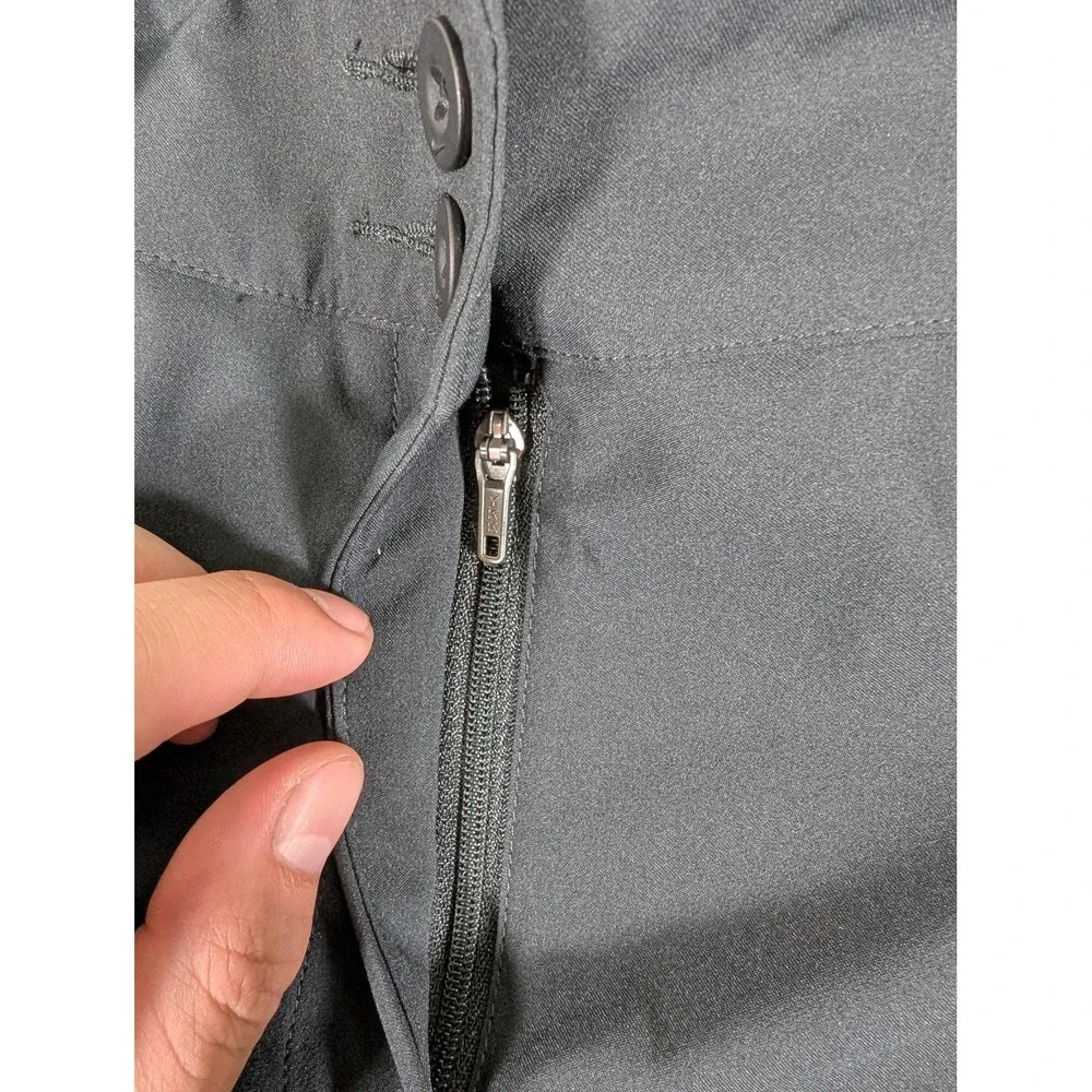 Nike Shorts Womens 10 Black Golf Stretch Belt Loops Welt Pockets 618150-010‎